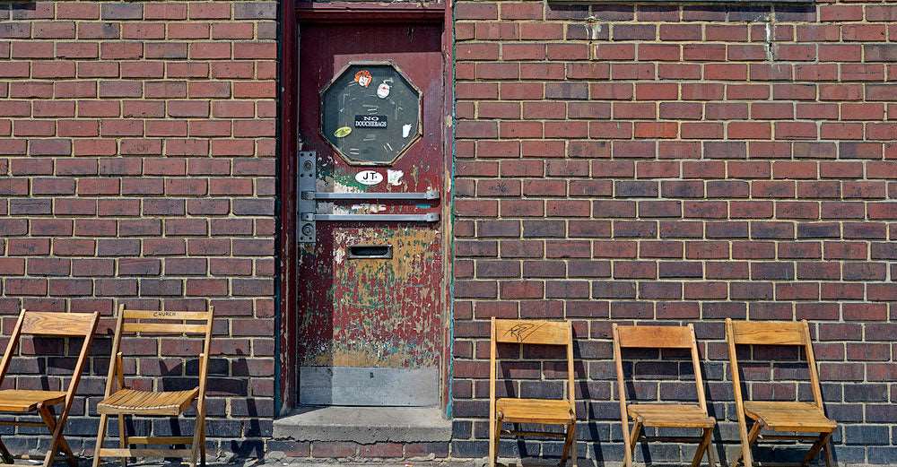 Royal Oaks Bar & Grill