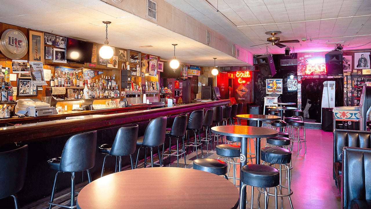 Davey's Uptown Ramblers Club