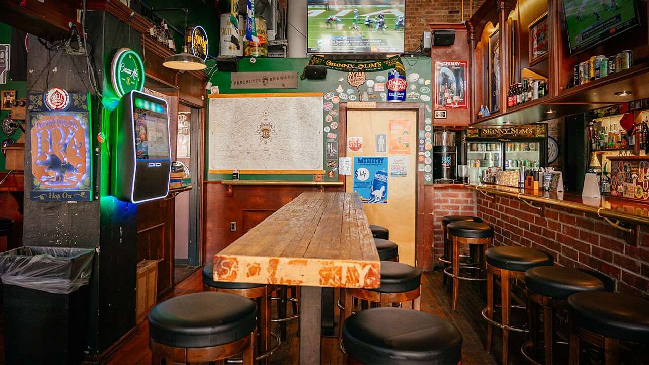 Skinny Slims Public House