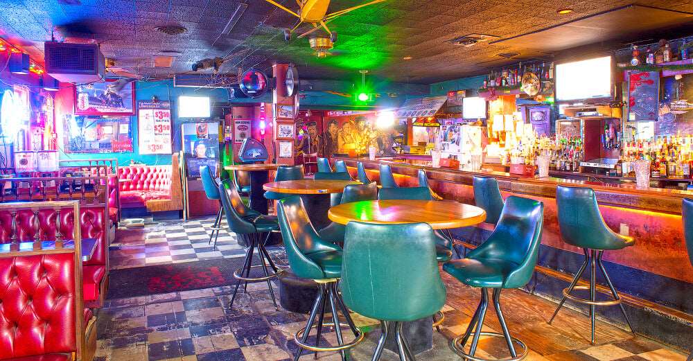 Air Devil's Inn – Dive Bar Shirt Club